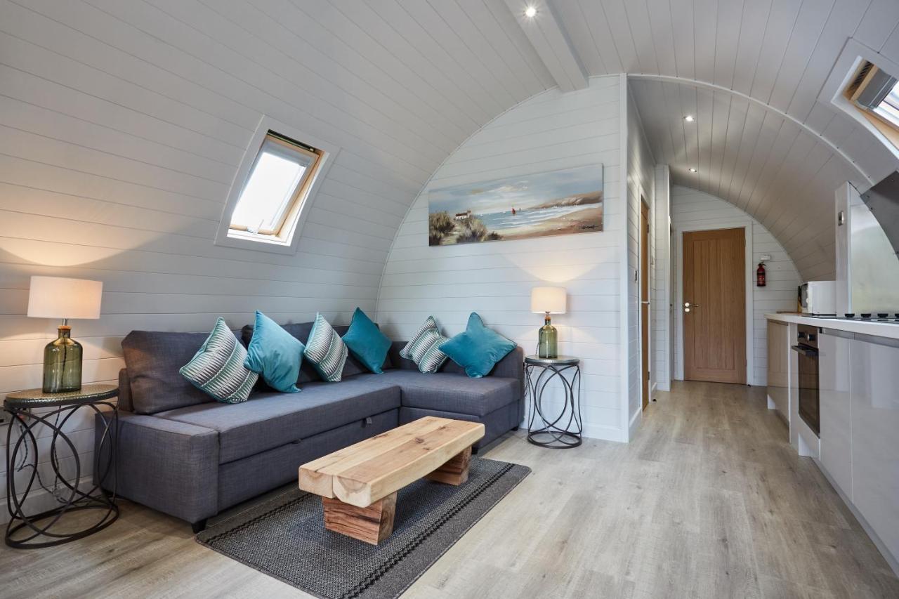 Braidhaugh Holiday Lodge And Glamping Park Crieff Bagian luar foto