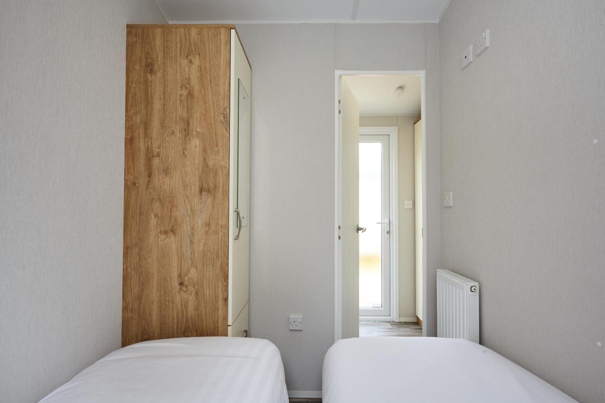 Braidhaugh Holiday Lodge And Glamping Park Crieff Bagian luar foto