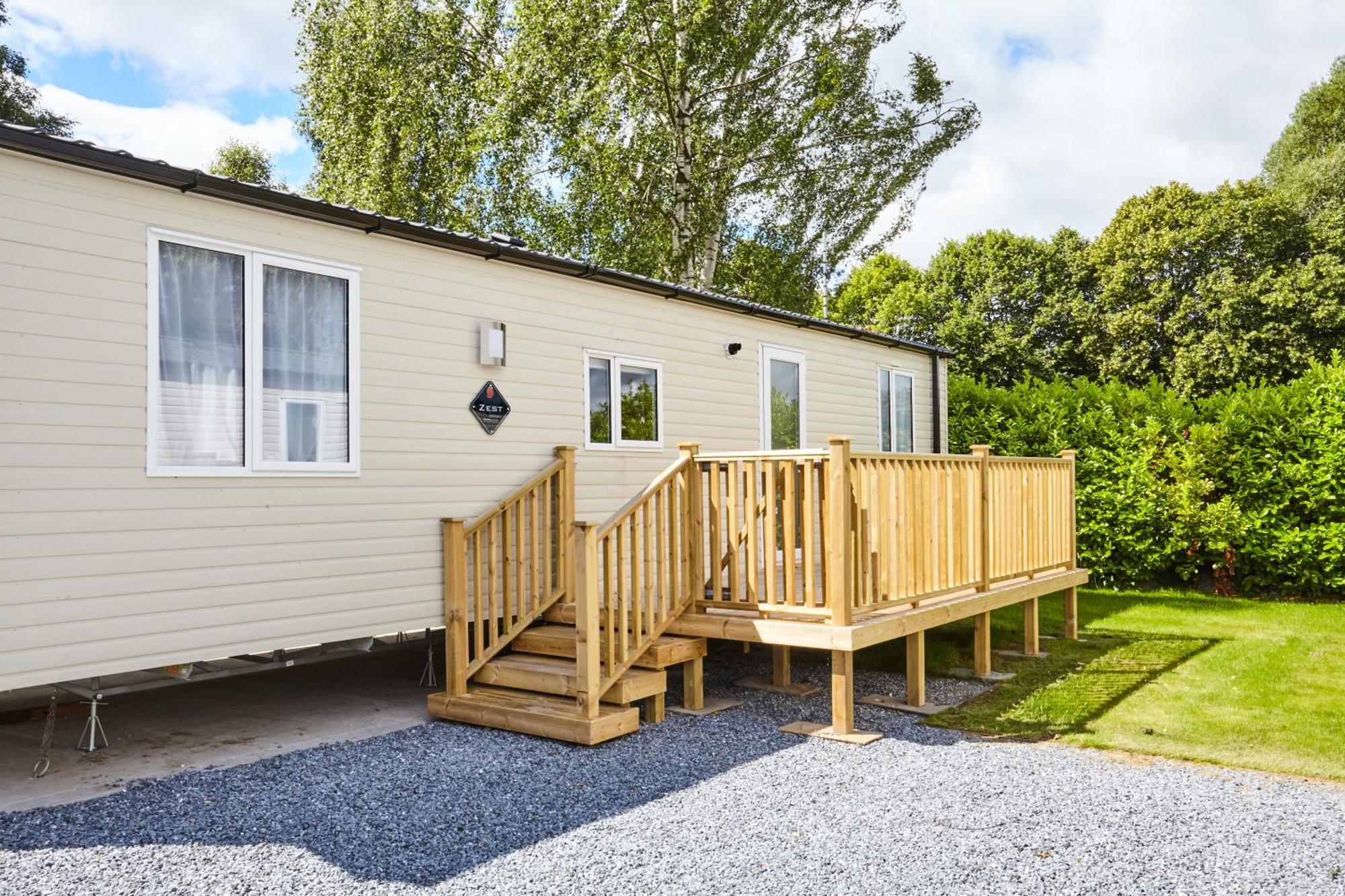 Braidhaugh Holiday Lodge And Glamping Park Crieff Bagian luar foto