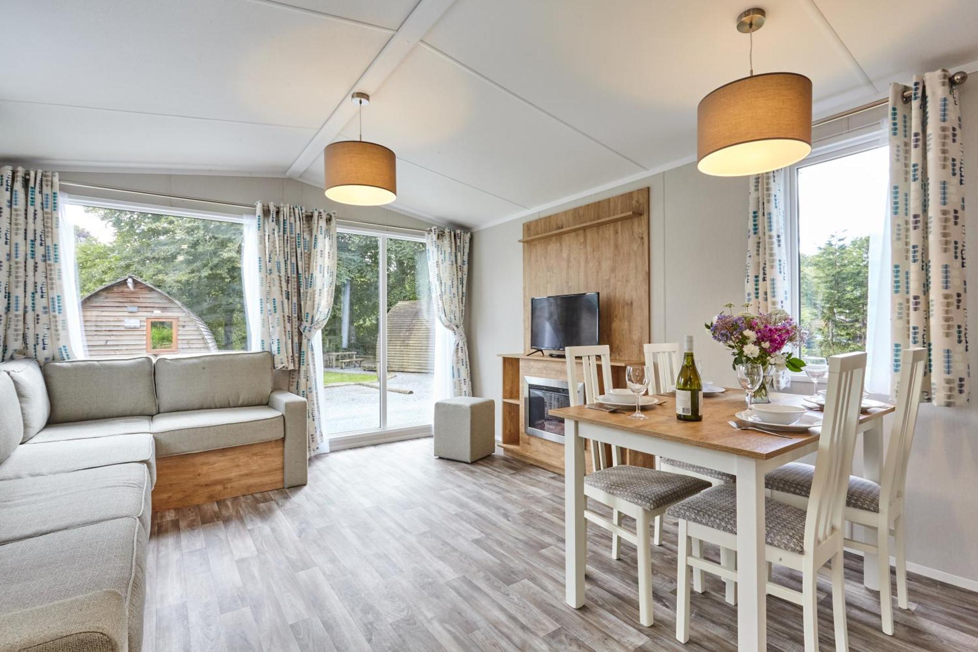 Braidhaugh Holiday Lodge And Glamping Park Crieff Bagian luar foto