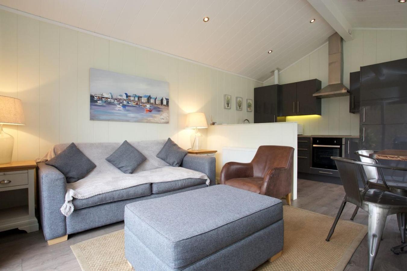 Braidhaugh Holiday Lodge And Glamping Park Crieff Bagian luar foto